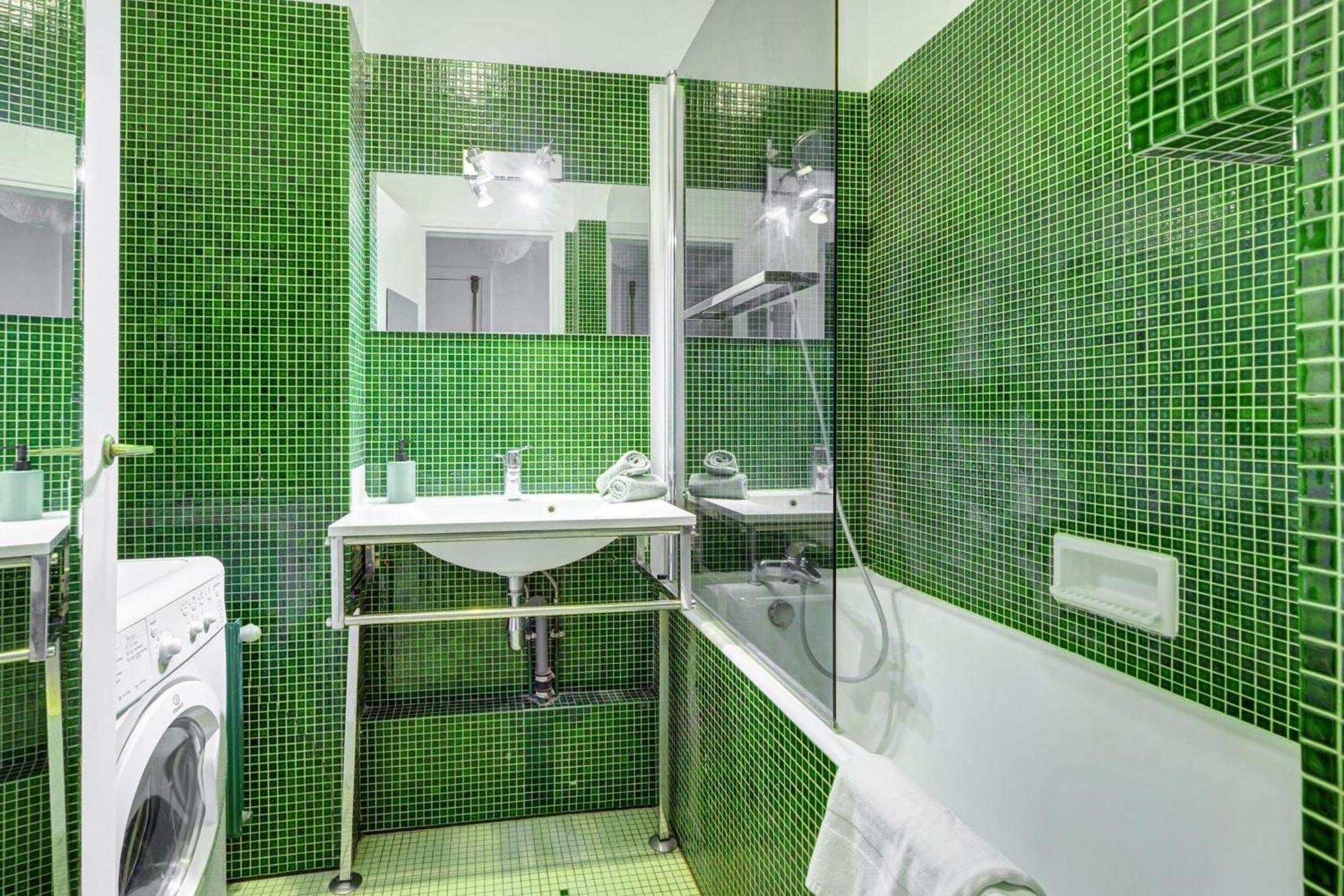 St Germain & Le Bon Marche With Balcony - Cityapartmentstay Paris Exterior foto